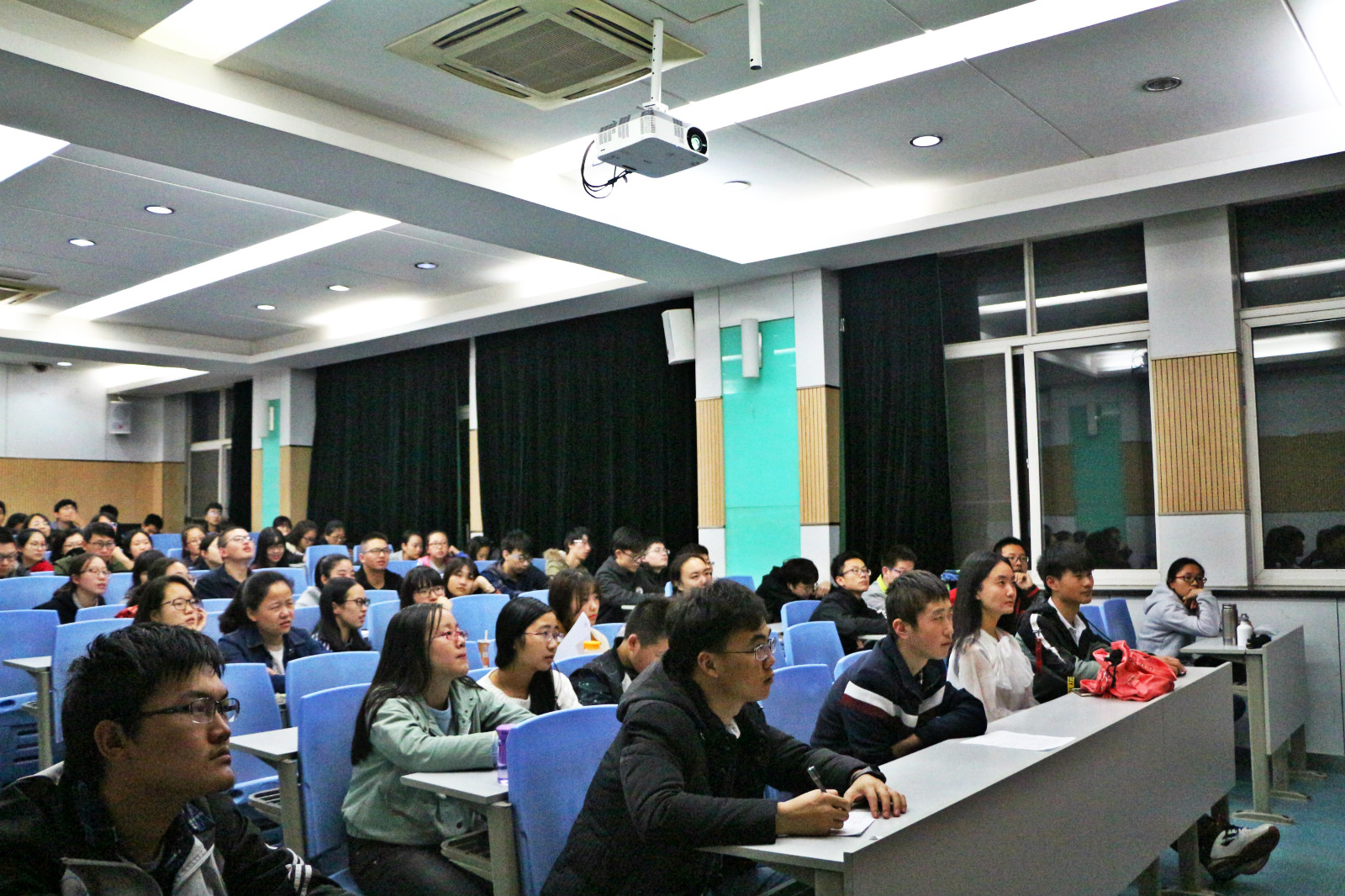 IMG_9838_meitu_2.jpg IMG_9838_meitu_2.jpg