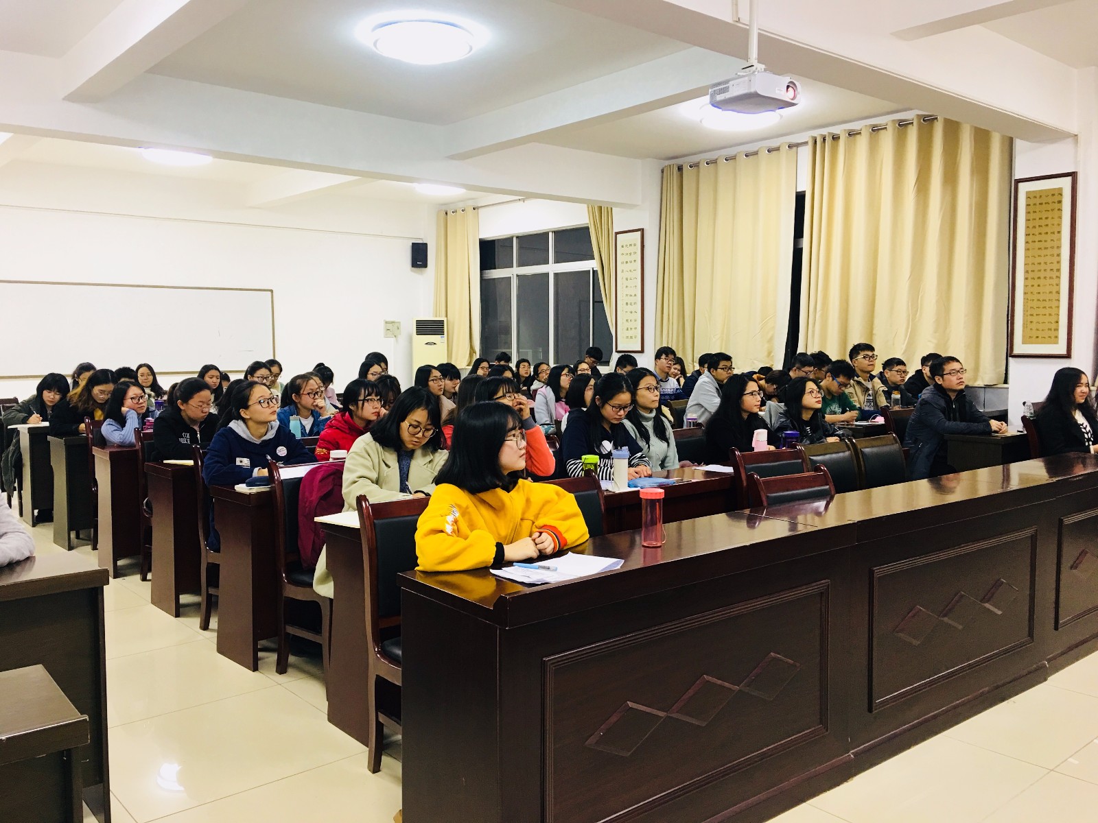 IMG_3671(20171117-222025).jpg IMG_3671(20171117-222025).jpg